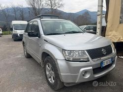 Usata 2006 Suzuki Vitara SUV | 3500 €