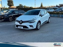 Bianco Usata 2019 Renault Clio IV Business Tre volumi | 11.400 € (Buon prezzo)