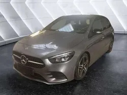 Grigio scuro Usata 2022 Mercedes B180 Premium Monovolume | 27.900 € (Buon prezzo)