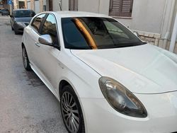Bianco Usata 2011 Alfa Romeo Giulietta Due volumi | 6000 € (Ottimo prezzo)