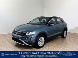 Petroleum blue Usata 2023 VW T-Roc Life SUV | 26.900 € (Buon prezzo)
