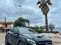 Nero Usata 2019 Mercedes GLA200 SUV | 26.000 € (Molto cara)