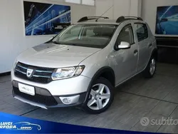 Grigio Usata 2017 Dacia Sandero Stepway Due volumi | 9990 € (Buon prezzo)