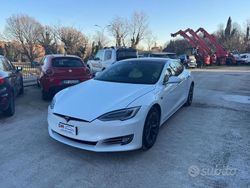 Bianco Usata 2020 Tesla Model S Due volumi | 35.900 €