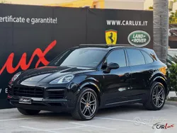 Nero jet metallizzato Usata 2019 Porsche Cayenne SUV | 49.499 € (Super prezzo)