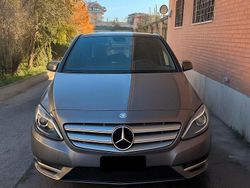 Grigio Usata 2014 Mercedes B180 Premium Monovolume | 6300 € (Buon prezzo)