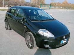 Nero Usata 2010 Fiat Grande Punto Due volumi | 3000 € (Buon prezzo)