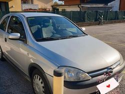 Grigio Usata 2002 Opel Corsa Due volumi | 1900 € (Buon prezzo)