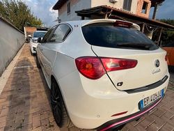 Bianco Usata 2013 Alfa Romeo Giulietta Due volumi | 12.000 € (Molto cara)
