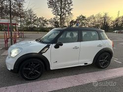 Bianco Usata 2012 Mini Cooper SD Countryman SUV | 10.500 €