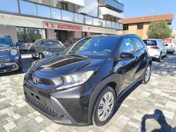Nero Nuova 2025 Toyota Aygo X Active SUV | 15.990 € (Buon prezzo)