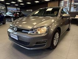 Grigio Usata 2016 VW Golf VII Executive Tre volumi | 10.890 € (Super prezzo)