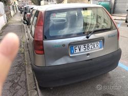 Grigio Usata 1994 Fiat Punto Due volumi | 2000 €