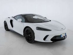 Bianco Nuova 2025 McLaren GT Coupé | 209.000 €