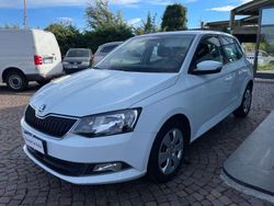 Bianco Usata 2017 Skoda Fabia Business Line Due volumi | 9000 € (Buon prezzo)