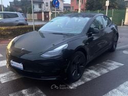 Nero Usata 2023 Tesla Model 3 RWD Tre volumi | 30.500 € (Buon prezzo)