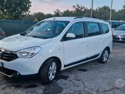Bianco Usata 2015 Dacia Lodgy Ambiance Monovolume | 5000 € (Buon prezzo)