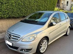 Usata 2010 Mercedes B200 Monovolume | 5000 € (Cara)