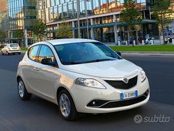 Bianco Usata 2016 Lancia Ypsilon Due volumi | 8000 € (Buon prezzo)