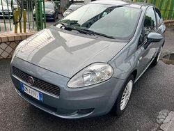 Grigio Usata 2008 Fiat Grande Punto Due volumi | 1699 € (Ottimo prezzo)