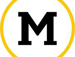 Arancione Usata 2021 Dacia Sandero Comfort Tre volumi | 12.900 € (Buon prezzo)