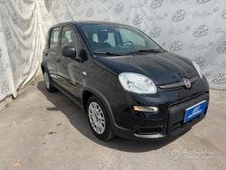 Nero Usata 2023 Fiat Panda S Due volumi | 11.278 € (Buon prezzo)