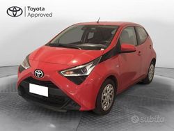 Rosso Usata 2020 Toyota Aygo X-play Due volumi | 9900 € (Buon prezzo)