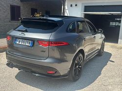 Grigio Usata 2019 Jaguar F-Pace R-Sport SUV | 19.990 € (Ottimo prezzo)