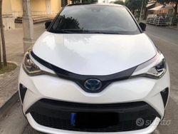 Bianco Usata 2022 Toyota C-HR Lounge SUV | 23.500 € (Cara)