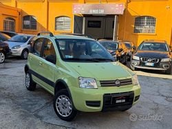 Verde Usata 2005 Fiat Panda 4x4 Climbing Due volumi | 2850 € (Super prezzo)