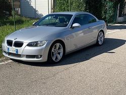 Grigio Usata 2009 BMW 320 Cabriolet Cabrio | 9800 €
