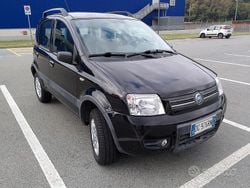 Nero Usata 2007 Fiat Panda 4x4 Due volumi | 4800 € (Buon prezzo)
