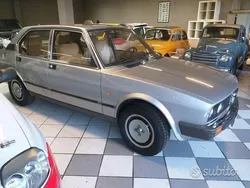 Usata 1982 Alfa Romeo Alfetta Quadrifoglio Tre volumi | 18.000 €