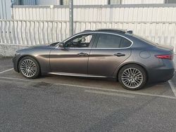 Grigio Usata 2017 Alfa Romeo Giulia Tre volumi | 19.000 €