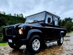 Nero Usata 2006 Land Rover Defender SUV | 30.000 € (Cara)