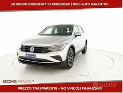 Argento Usata 2021 VW Tiguan Life SUV | 27.500 € (Buon prezzo)