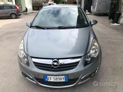 Argento Usata 2010 Opel Corsa Cosmo Tre volumi | 4900 € (Molto cara)