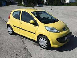 Usata 2008 Peugeot 107 Due volumi | 1100 € (Super prezzo)