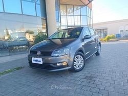 Grigio Usata 2015 VW Polo Trendline Tre volumi | 6900 € (Buon prezzo)