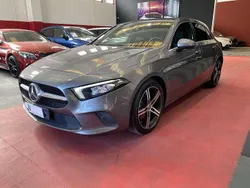 Grigio Usata 2019 Mercedes A180 Business Tre volumi | 21.500 € (Buon prezzo)