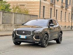 Ultimate black metallizzato Usata 2022 Jaguar E-Pace R-Dynamic SUV | 33.500 € (Molto cara)