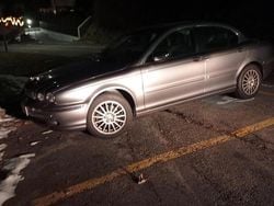 Grigio Usata 2007 Jaguar X-type Executive Tre volumi | 3900 € (Buon prezzo)