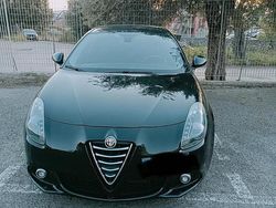 Nero Usata 2013 Alfa Romeo Giulietta Tre volumi | 8900 € (Cara)