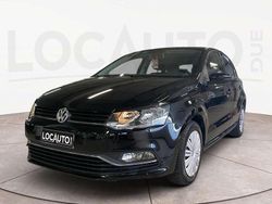 Nero Usata 2016 VW Polo Comfortline Tre volumi | 8490 € (Buon prezzo)