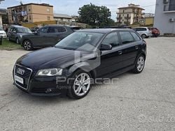 Nero Usata 2011 Audi A3 Sportback Ambiente Due volumi | 5499 €