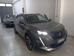 Grigio Usata 2021 Peugeot 2008 Allure SUV | 15.990 € (Buon prezzo)