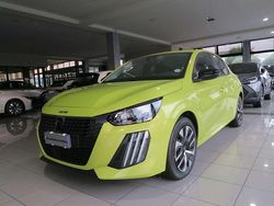 Giallo agueda Nuova 2025 Peugeot 208 Style Due volumi | 21.700 € (Buon prezzo)