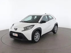 Bianco Usata 2022 Toyota Aygo Active Due volumi | 13.799 € (Buon prezzo)