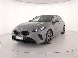 Grigio Usata 2024 BMW 118 Comfort Edition Due volumi | 36.800 € (Buon prezzo)