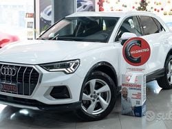 Bianco perlato metallizzato Usata 2020 Audi Q3 Ambiente SUV | 25.999 € (Super prezzo)